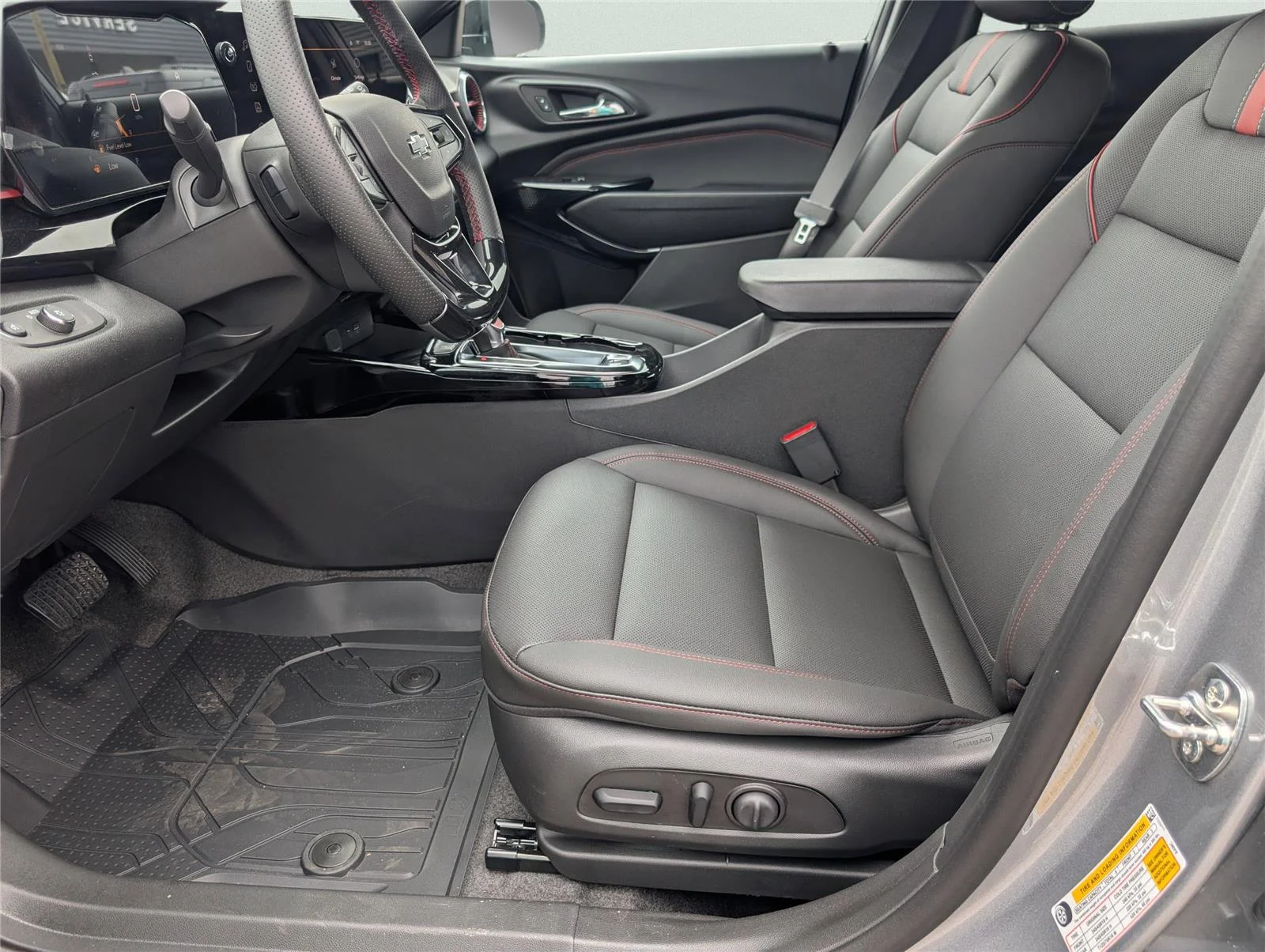 2026 Chevrolet Trax RS - Photo 12