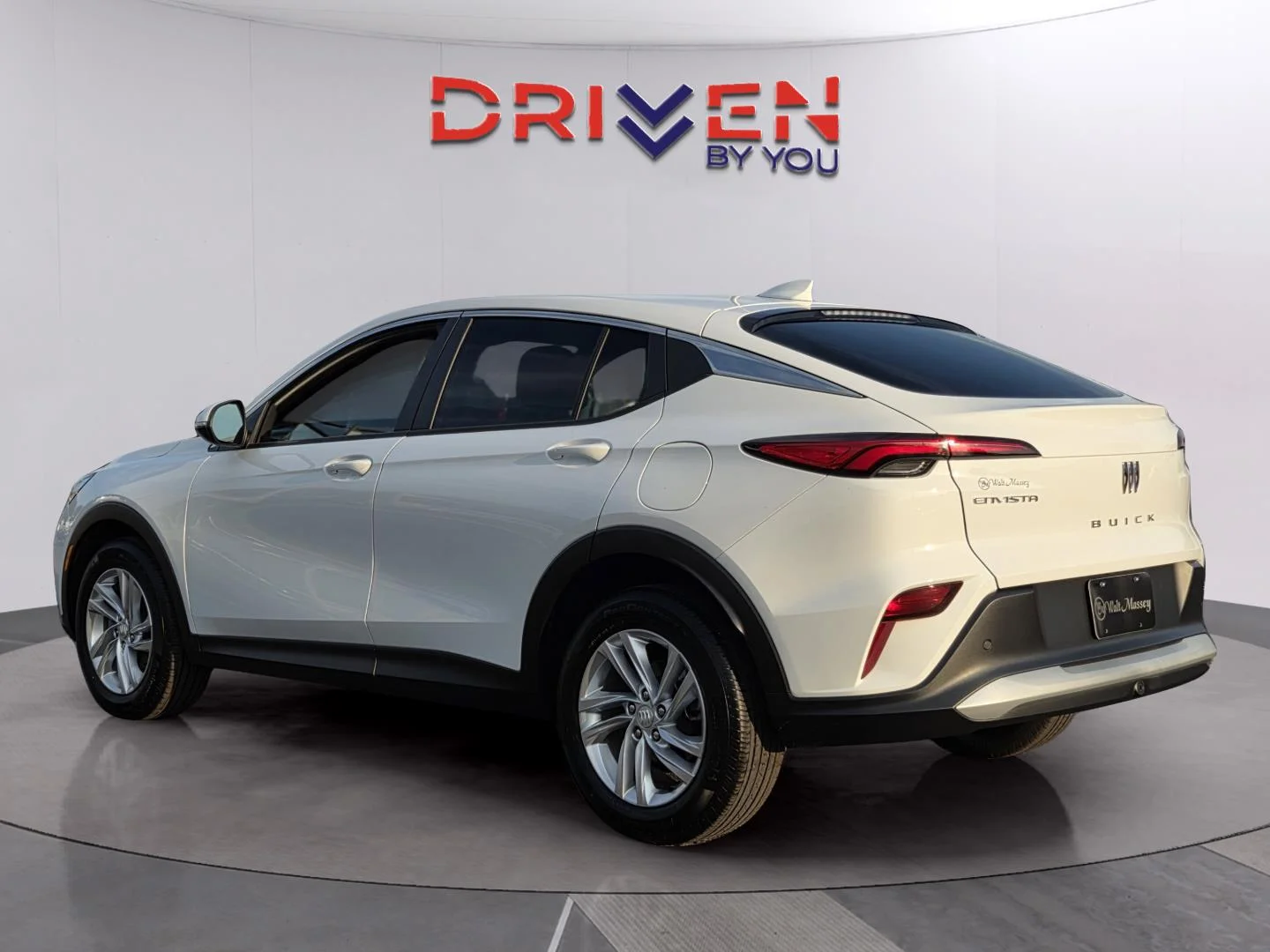 Used 2025 Summit White Buick Preferred image 2