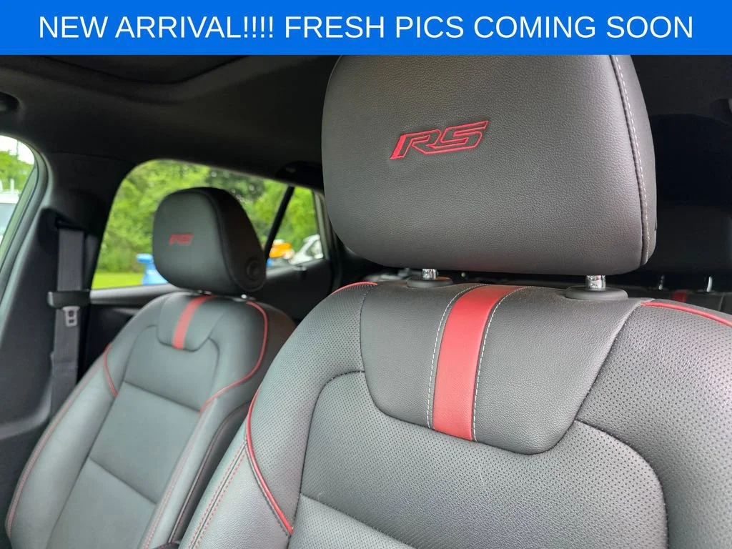 Used 2024 Cacti Green Chevrolet 2RS image 9