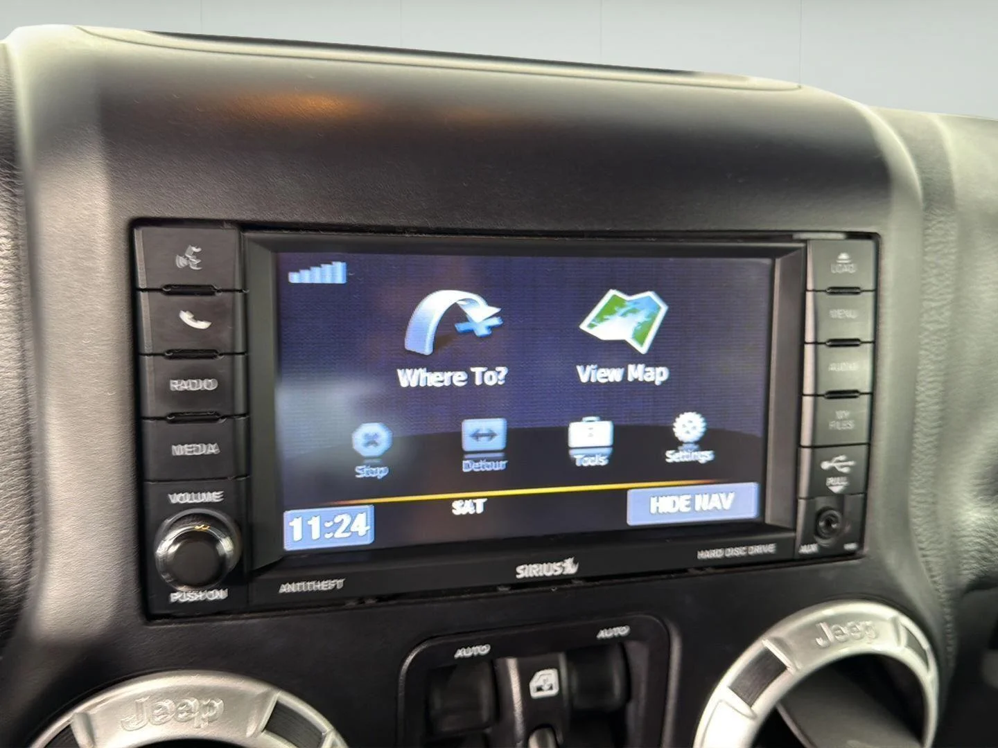 Used 2017 Rhino Clearcoat Jeep Rubicon Hard Rock image 31