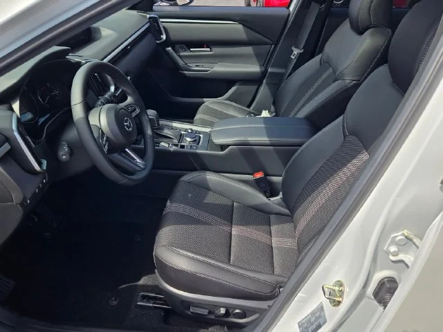 New 2026 Wind Chill Pearl Mazda Preferred AWD image 20