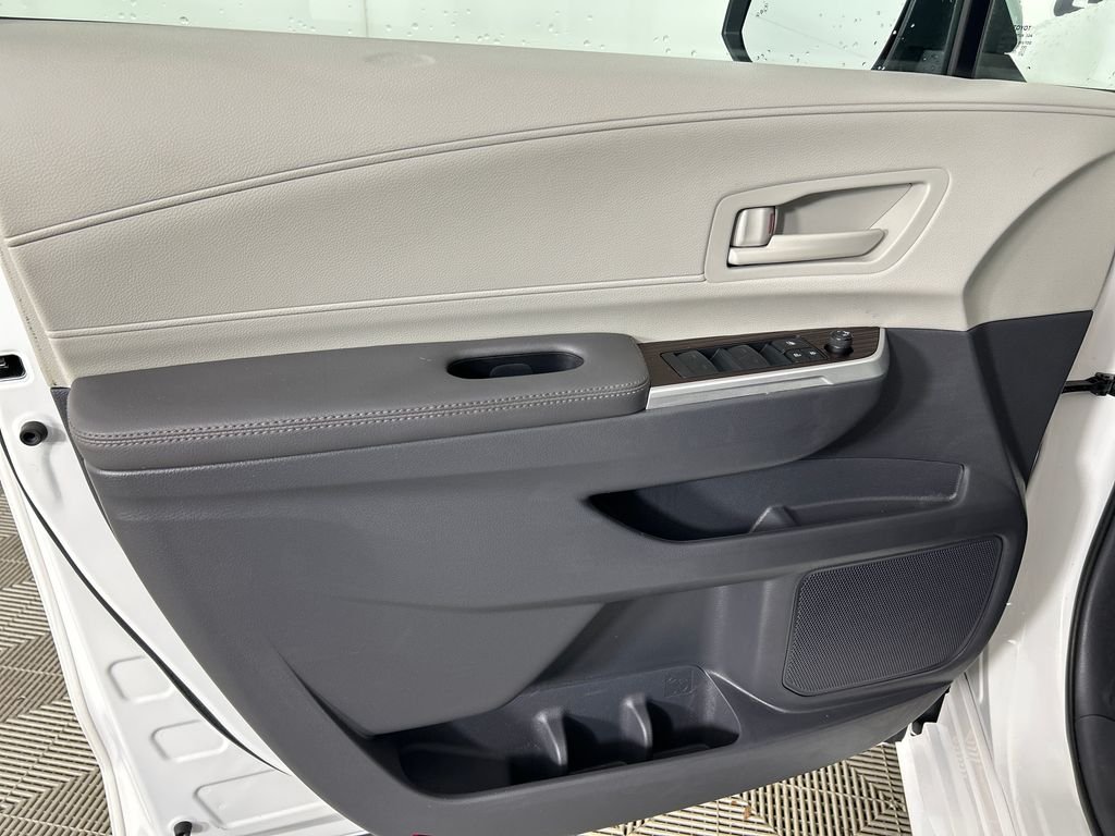 Used 2023 White Toyota LE image 11