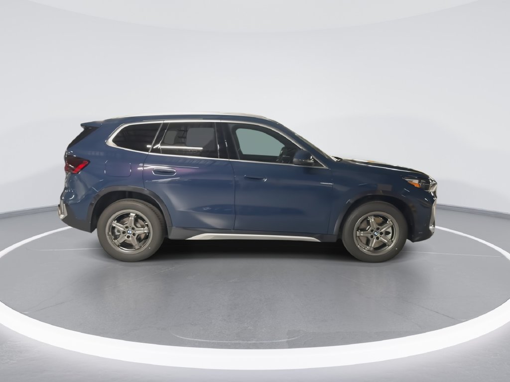 New 2027 Blue BMW xDrive28i image 9