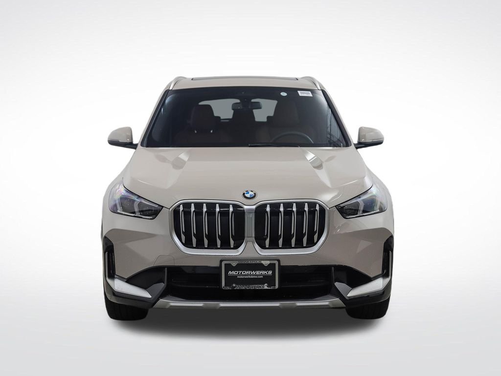 Used 2026 Gray Metallic BMW xDrive28i image 8