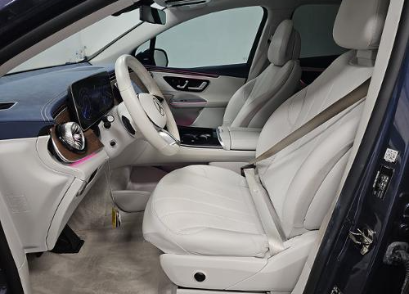 Used 2023 Blue Mercedes-Benz 350+ SUV image 3