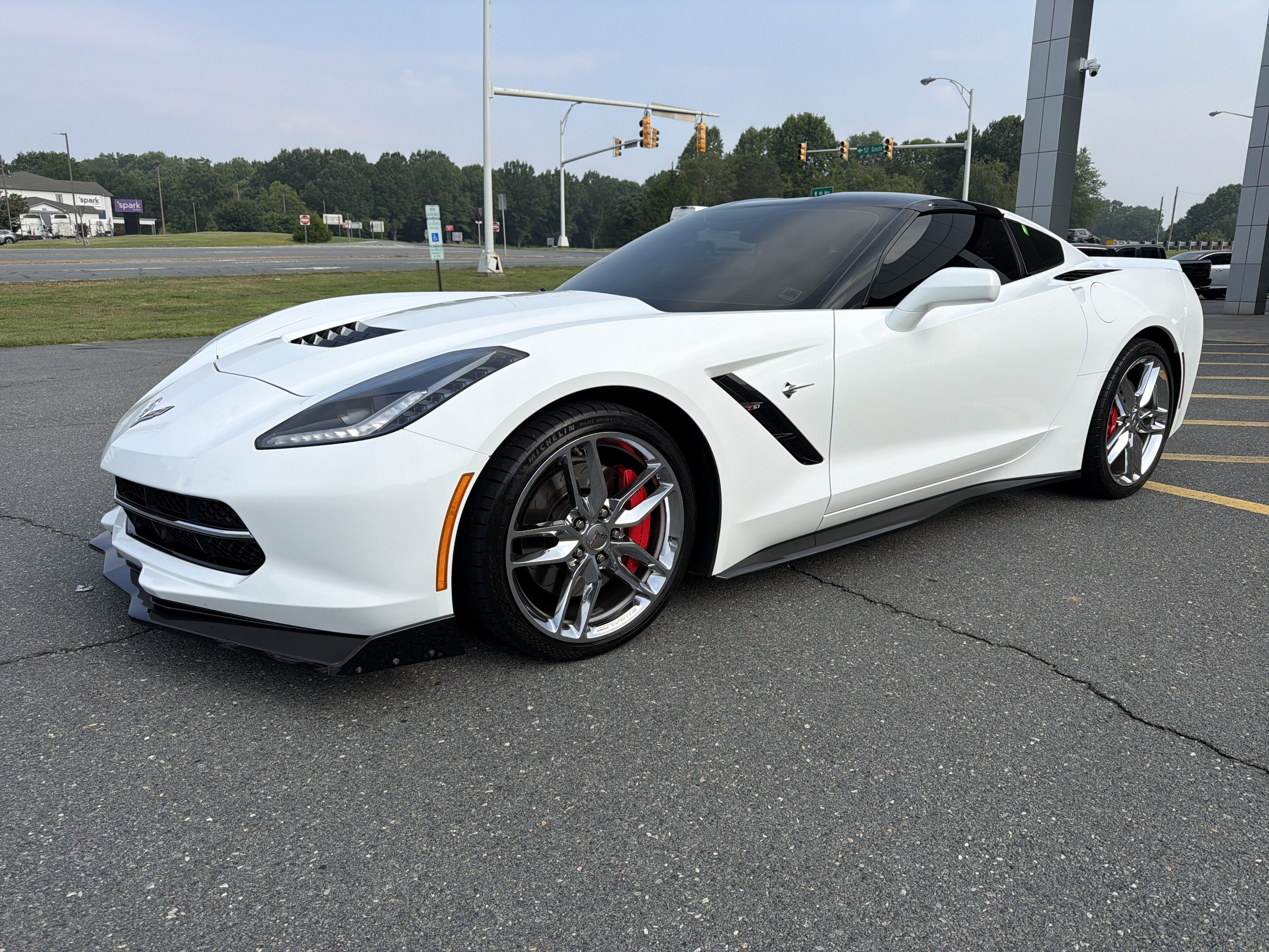 Used 2015 Arctic White Chevrolet Z51 2LT image 1