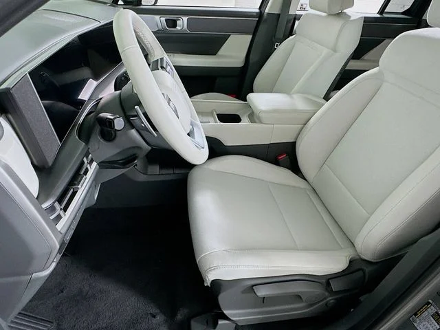 New 2026 Gray Hyundai SE image 9