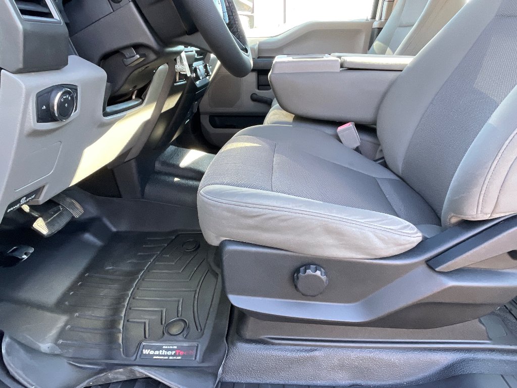 Used 2018 Oxford White Ford XL image 14