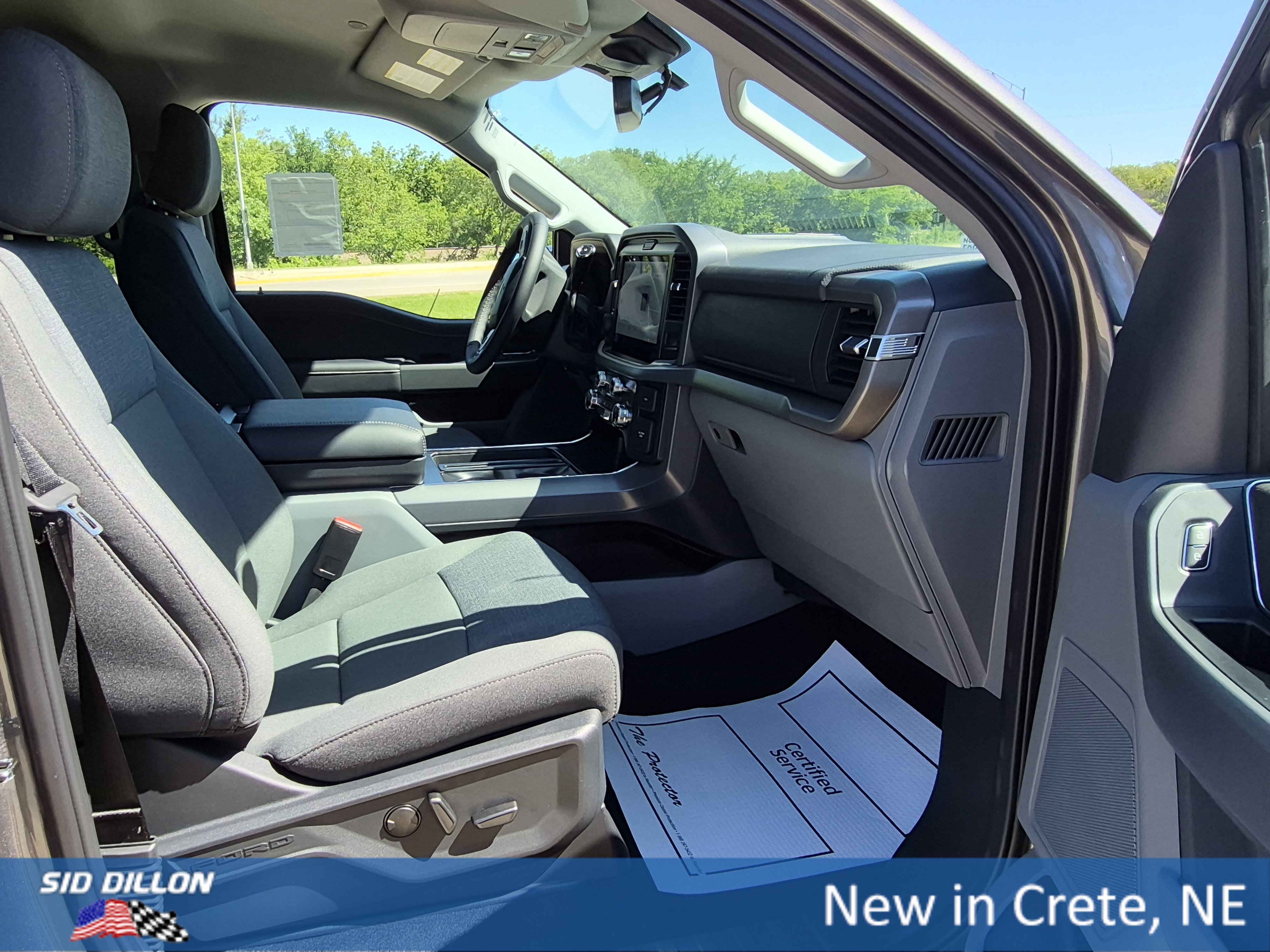 New 2026 Carbonized Gray Metallic Ford XLT image 14