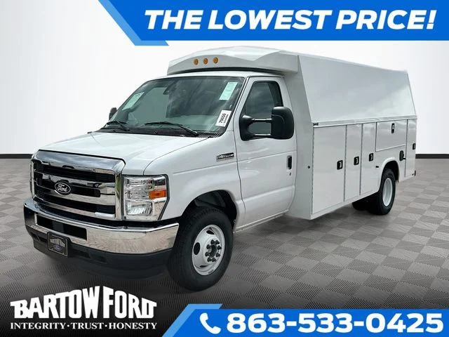 New 2026 Oxford White Ford Base image 1