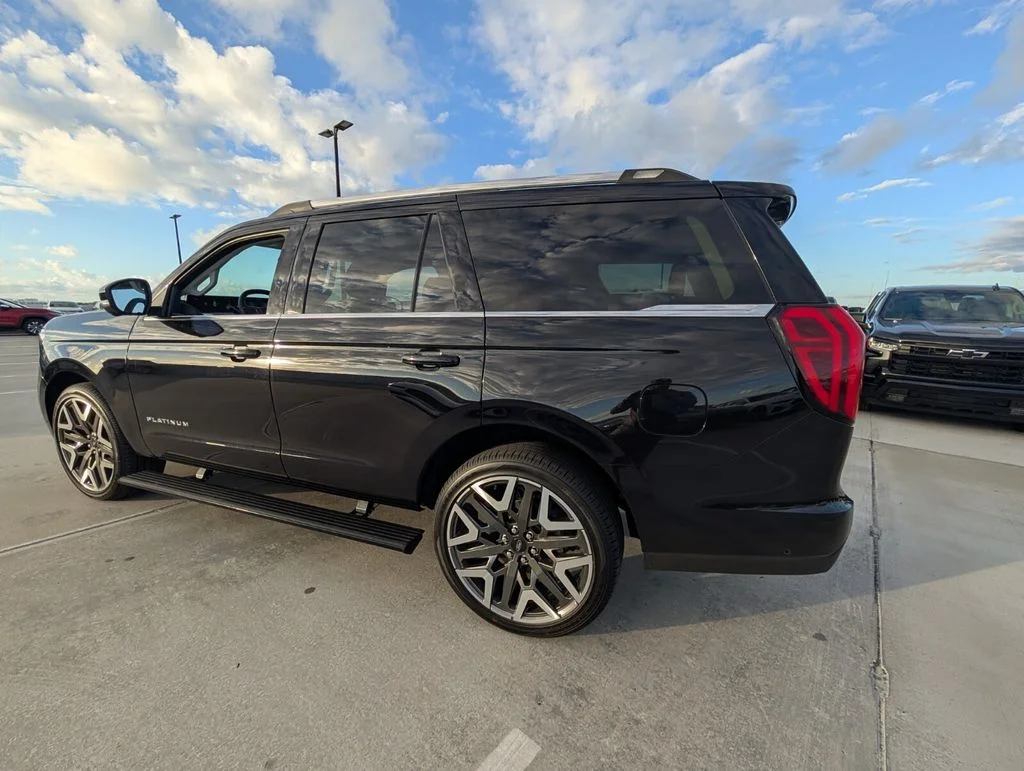 New 2025 Agate Black Metallic Ford Platinum® image 10