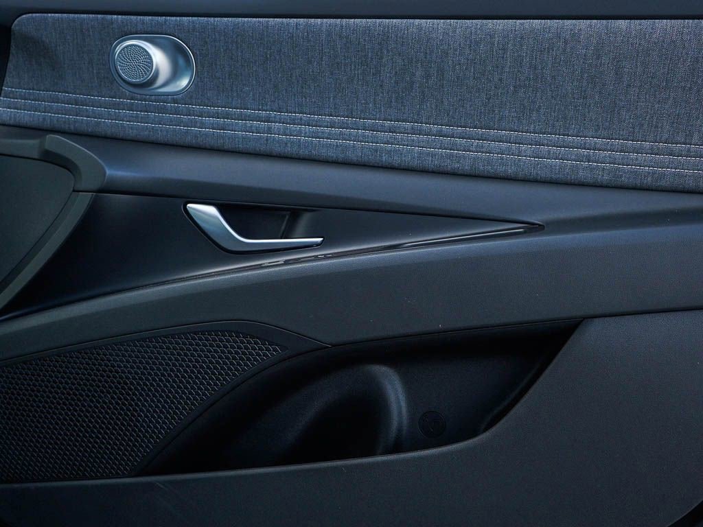 New 2026 Abyss Black Hyundai Limited Sedan FWD image 8