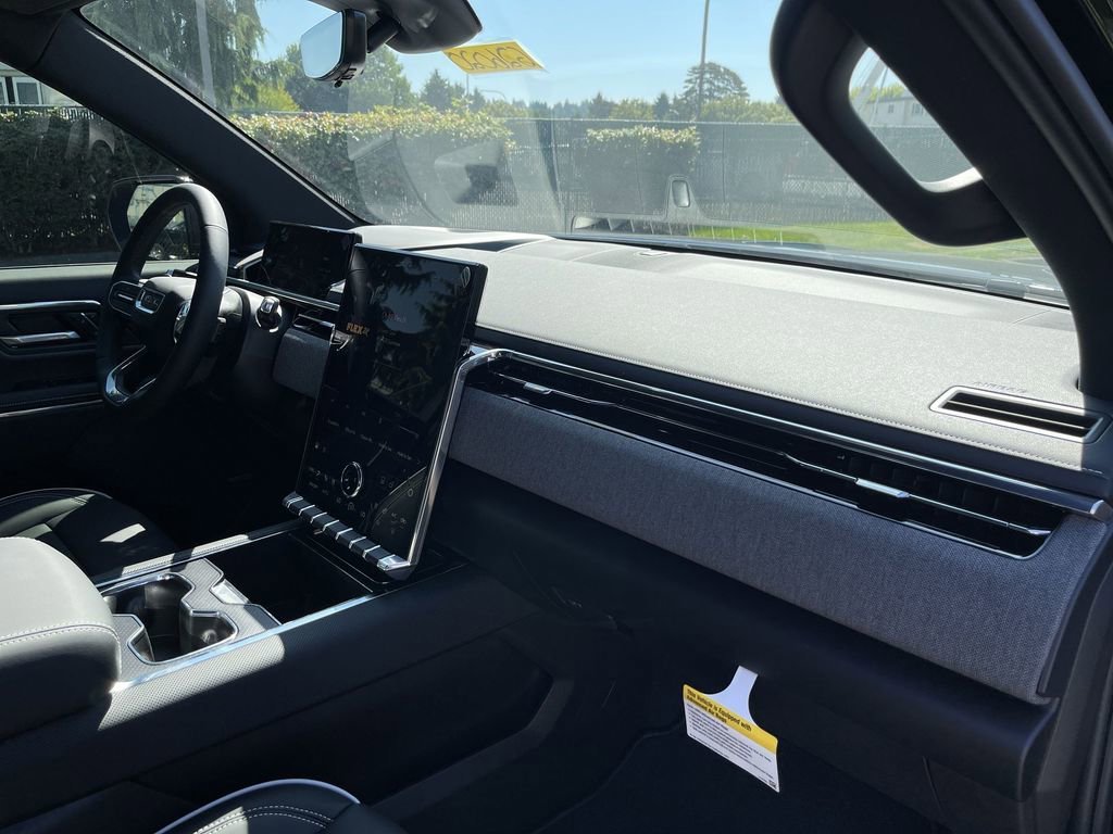 2026 GMC Sierra EV Elevation - Photo 28
