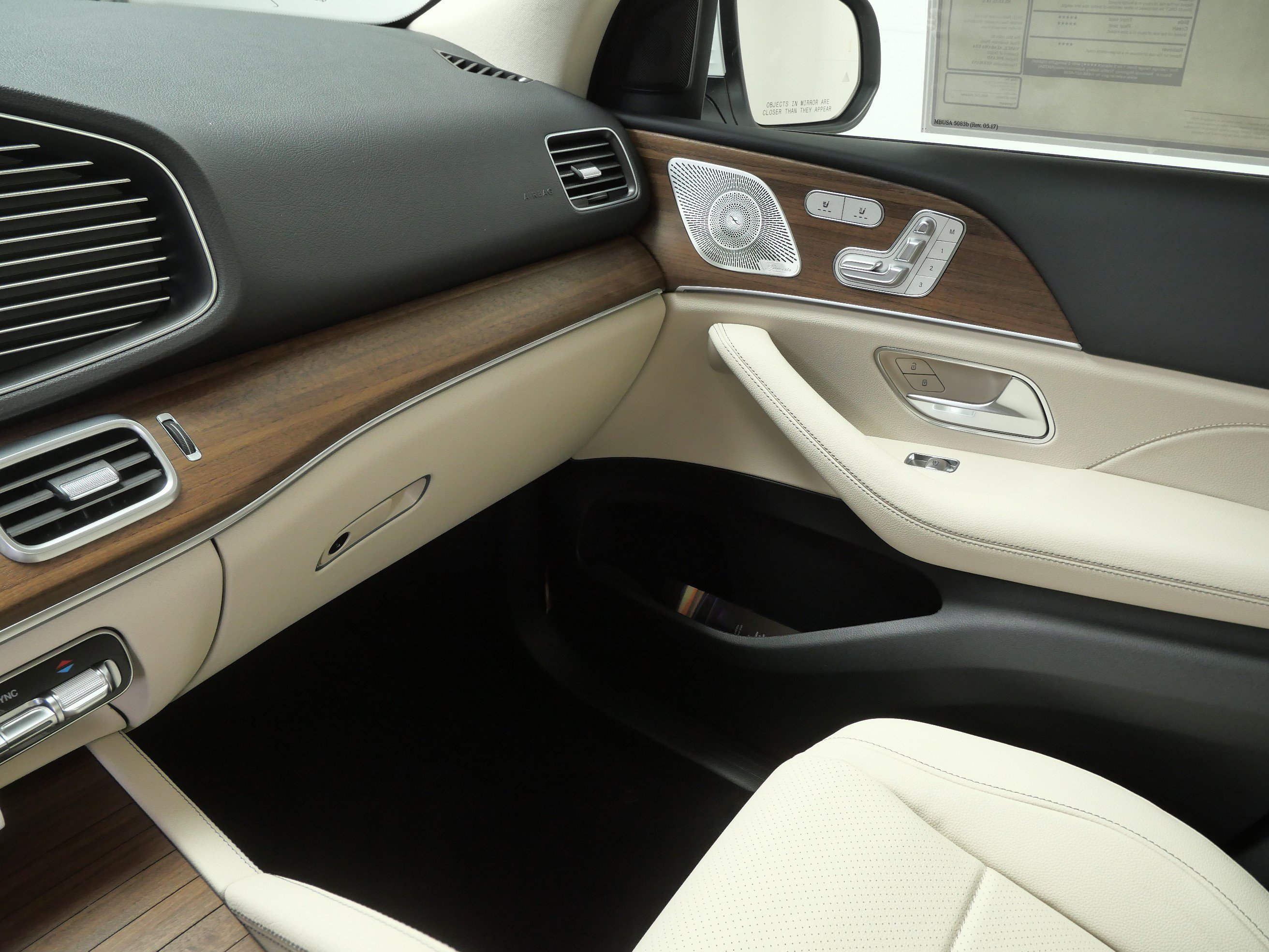 New 2026 Polar White Mercedes-Benz GLE 350 image 11