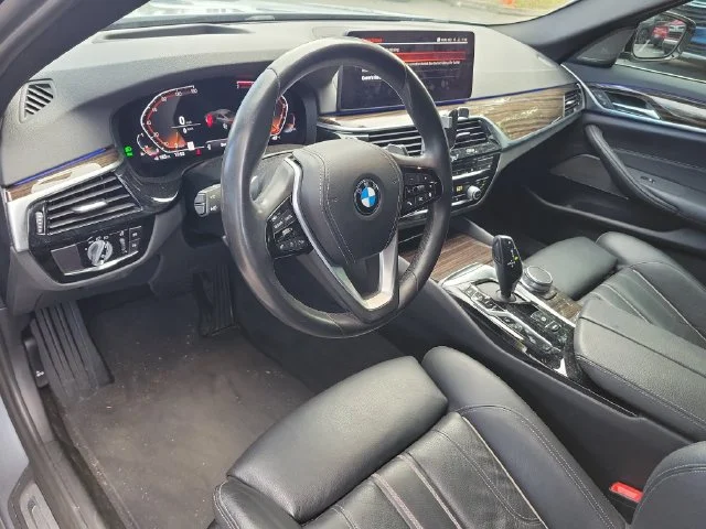 2021 BMW 5 Series 530i - Photo 21