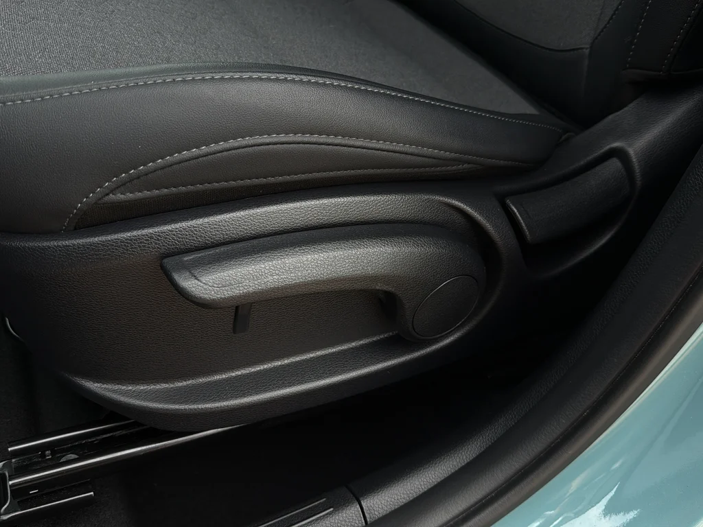 Used 2024 Pluton Blue/Black Roof Kia S image 10