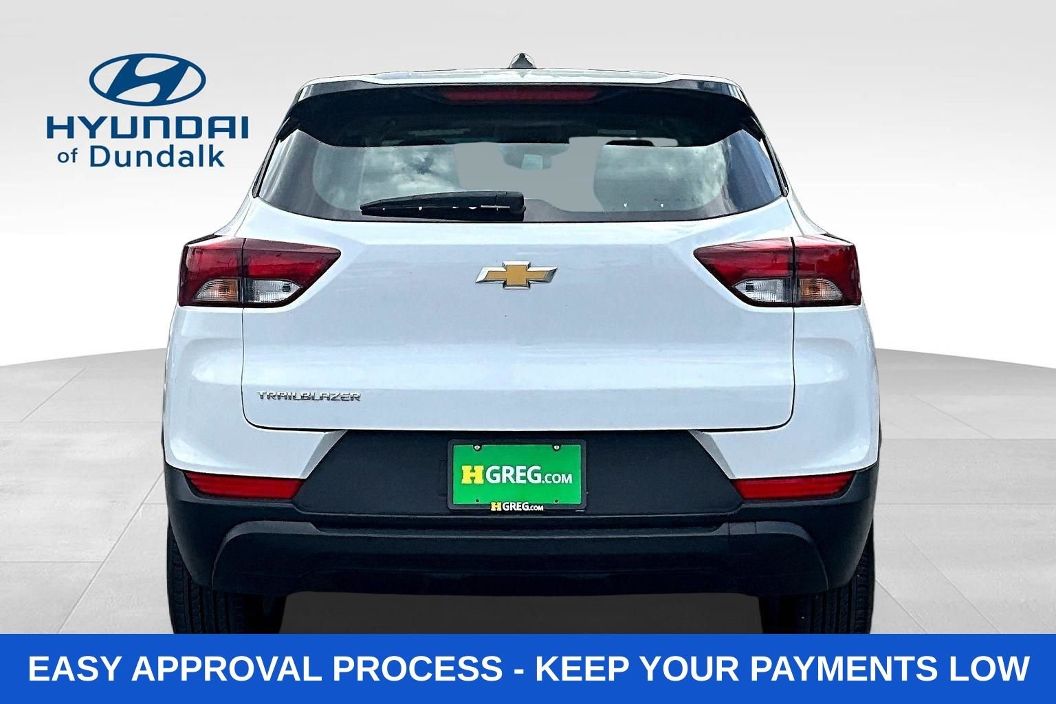 Used 2024 White Chevrolet LS image 7