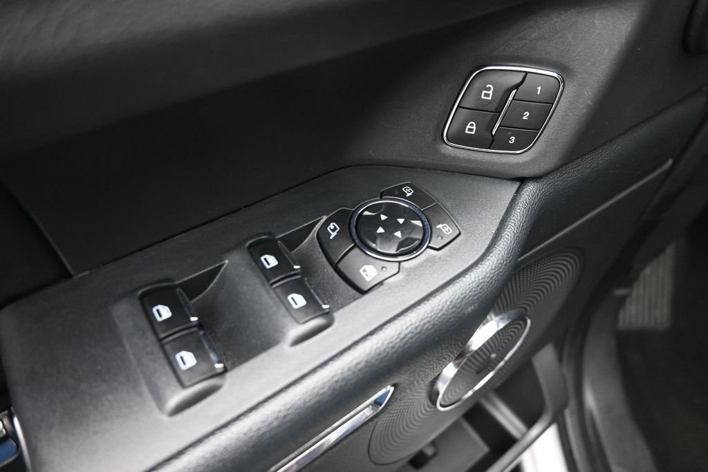 Used 2024 White Ford XLT image 21
