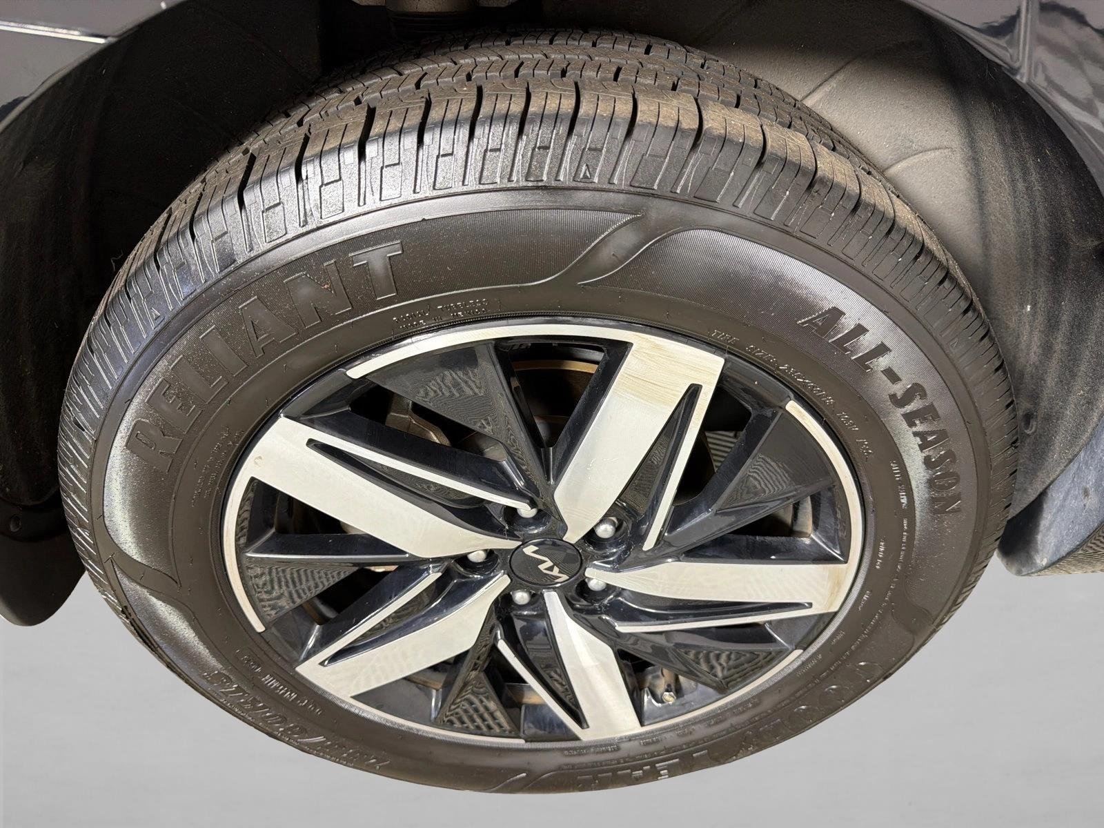 Used 2022 Gravity Grey Kia S image 19