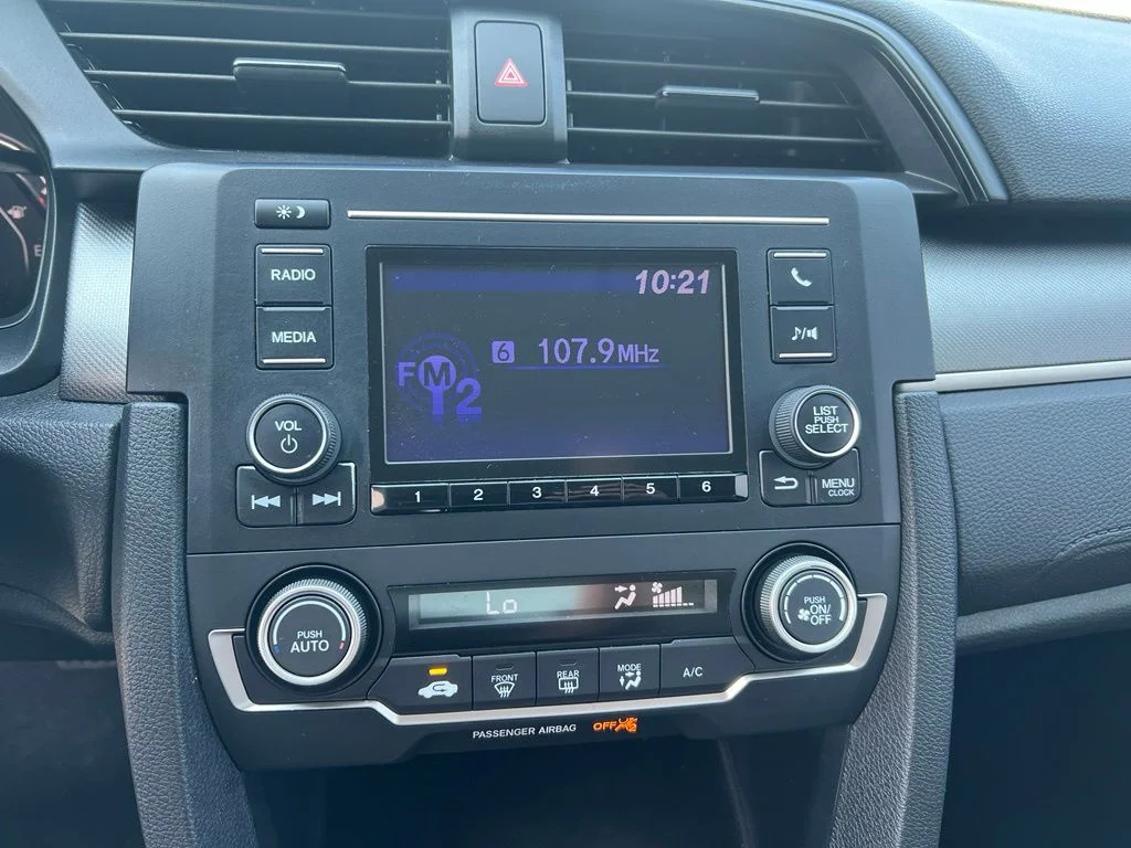 Used 2018 Taffeta White Honda LX image 13