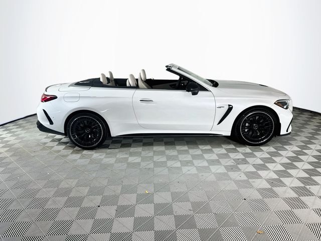 New 2027 MANUFAKTUR Moonlight White Metallic Mercedes-Benz CLE 53 AMG® image 8
