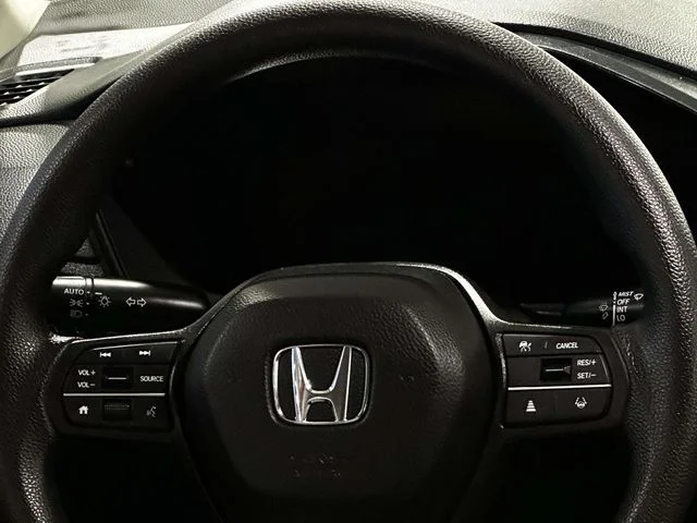 2025 Honda CR-V LX - Photo 19