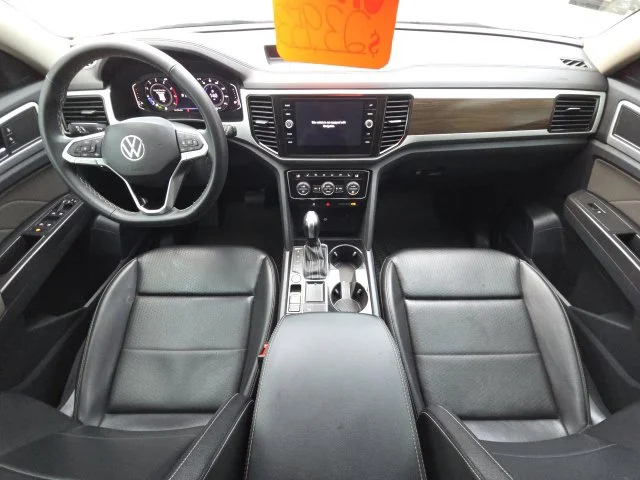 Used 2022  Volkswagen 3.6L V6 SE w/Technology image 36