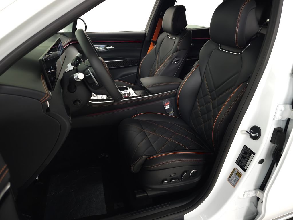 New 2026 White Genesis 3.5T SPORT PRESTIGE image 13