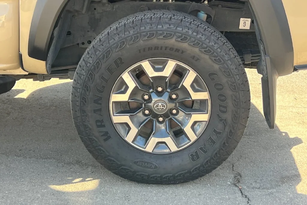 Certified Used 2020  Toyota TRD Off-Road image 5