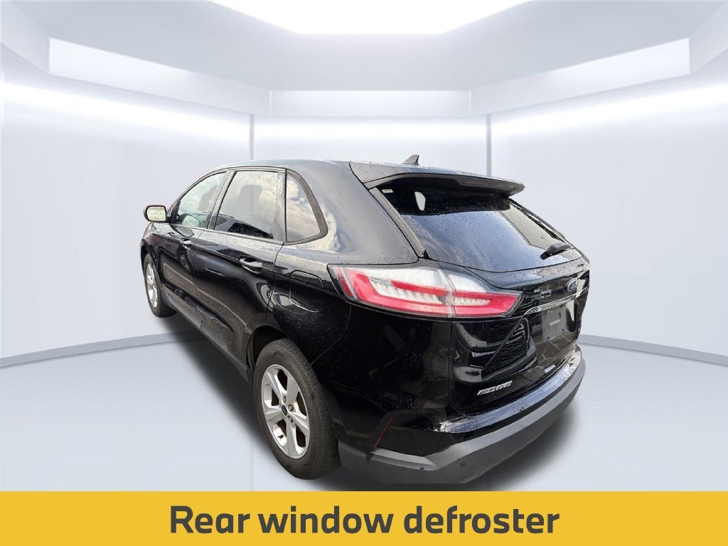 Used 2019 Black Ford SE image 11