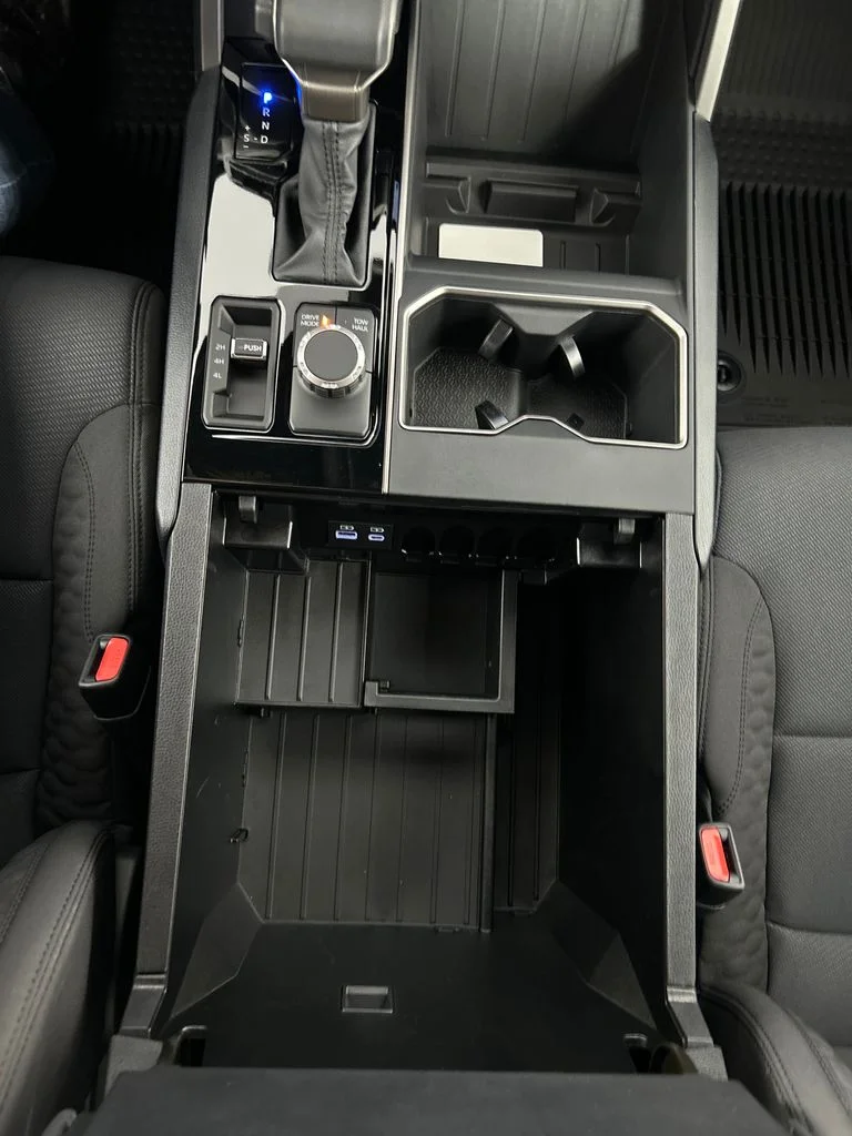 Used 2026 Green Toyota SR5 image 16