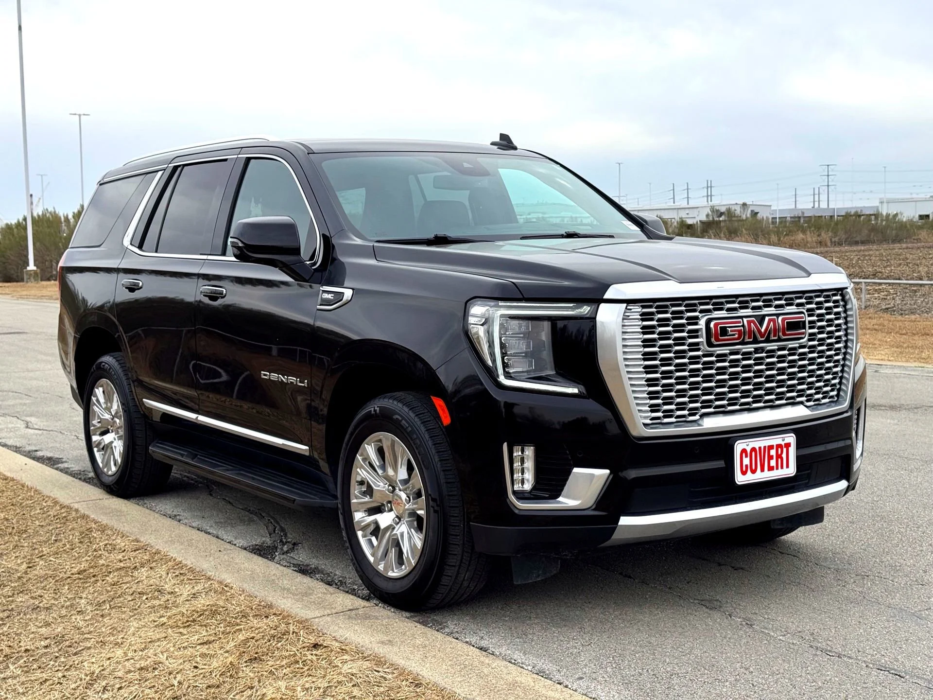 Used 2024 Onyx Black GMC Denali image 4