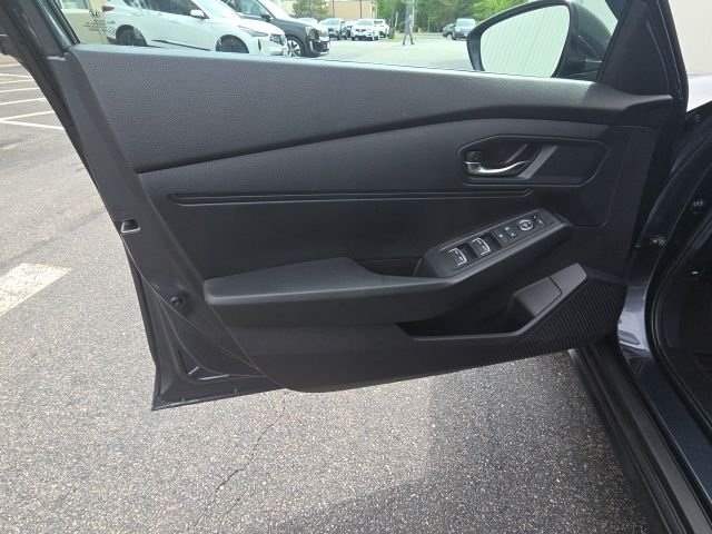 Used 2024 Meteorite Gray Metallic Honda LX image 18