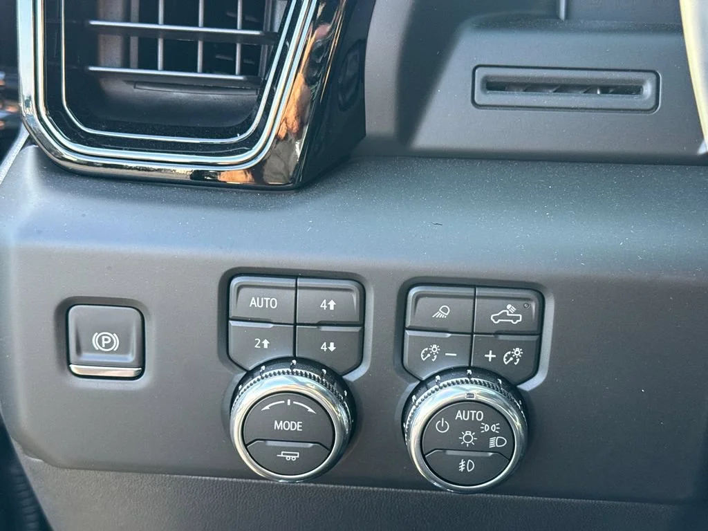 2026 GMC Sierra 1500 AT4 - Photo 19
