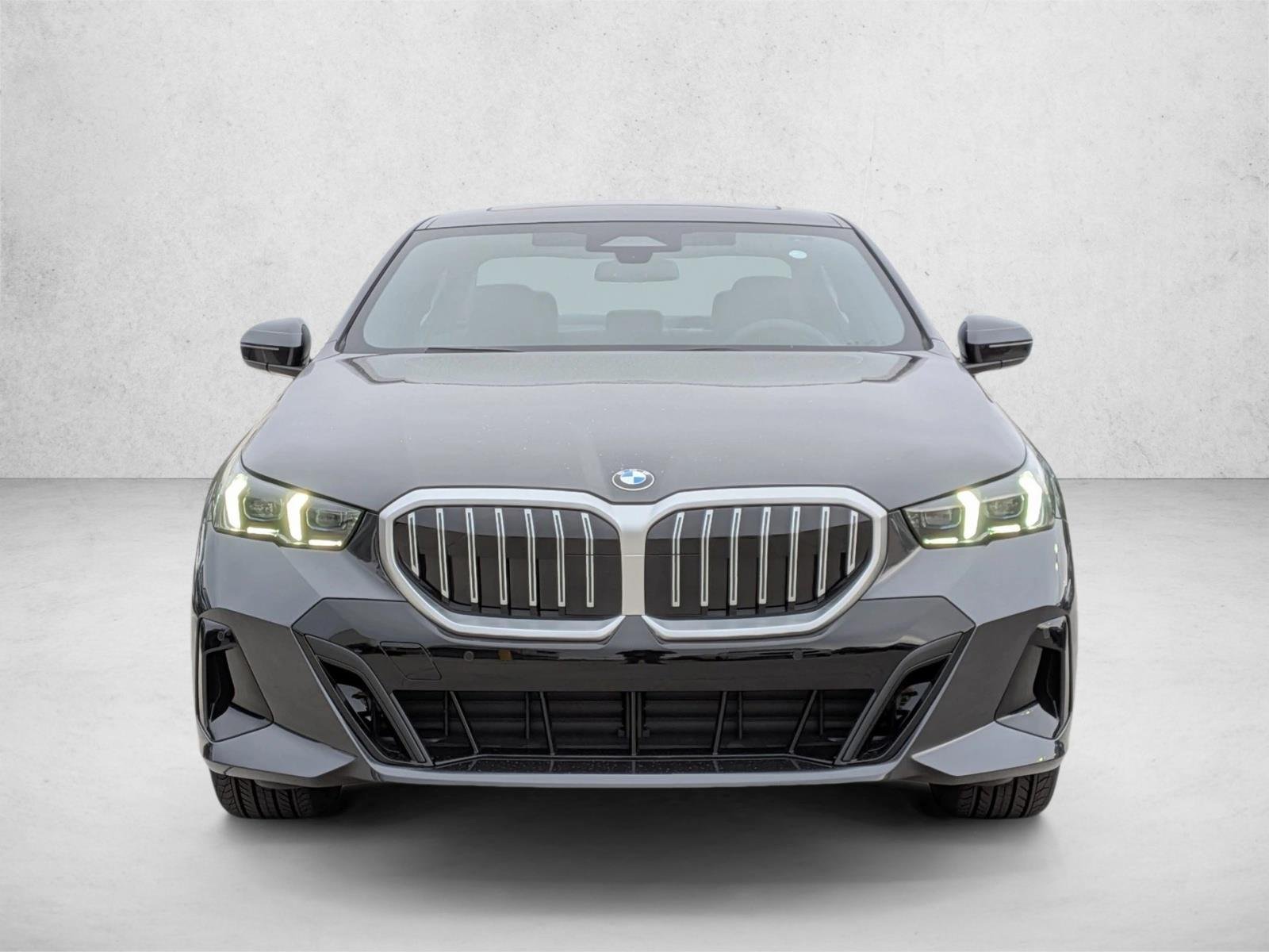 Used 2026 Dark Graphite Metallic BMW 530i xDrive image 6