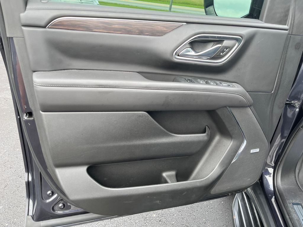 Used 2023 Gray Chevrolet LT image 11