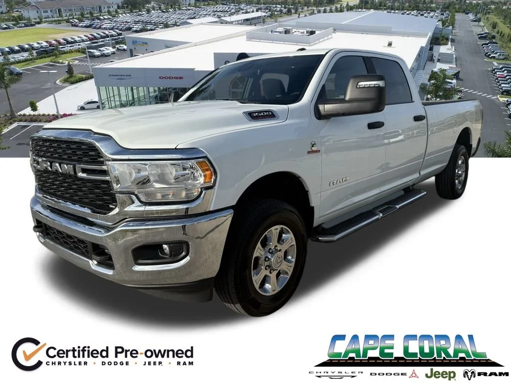 2024 RAM 3500 Big Horn 4X4 Crew Cab LWB's photo