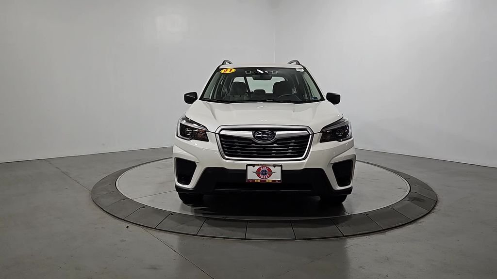 Used 2021 White Subaru Base image 9