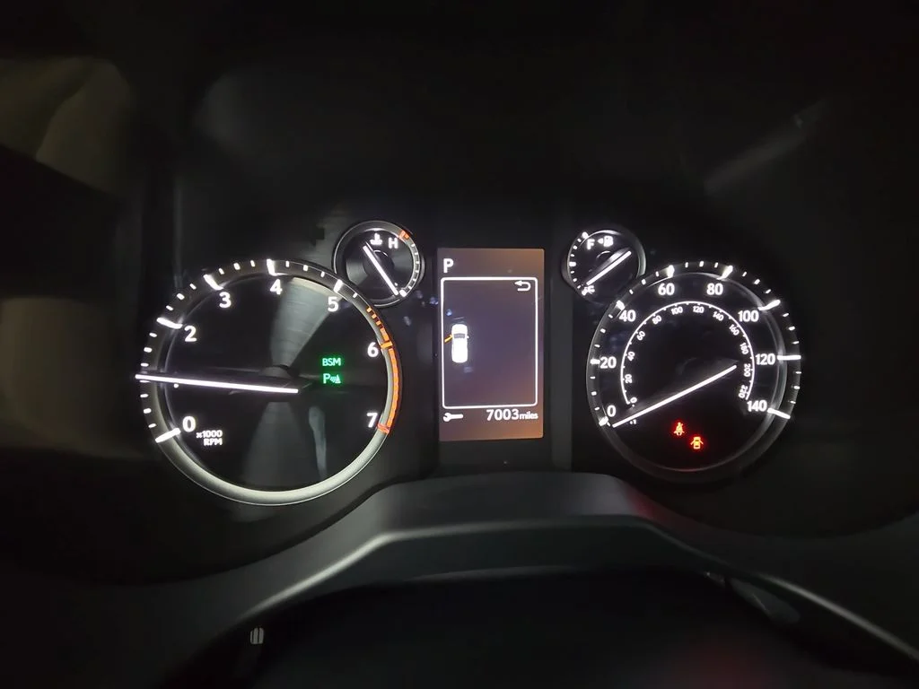 Certified Used 2022 Black Lexus 460 image 23