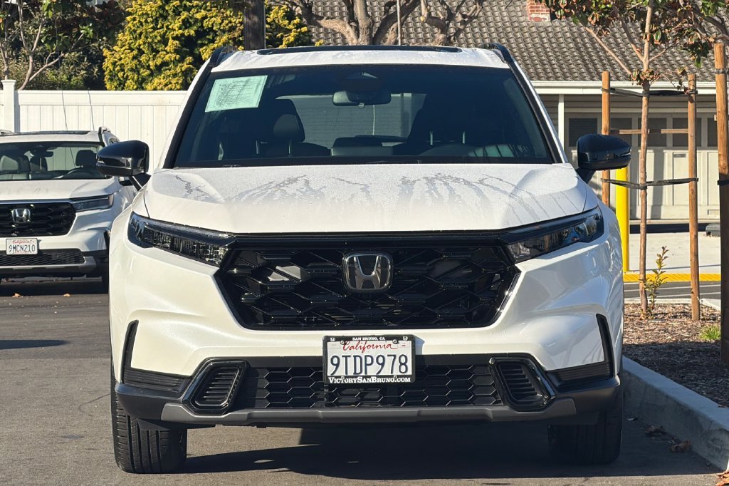 Certified Used 2025 Platinum White Pearl Honda Sport image 45