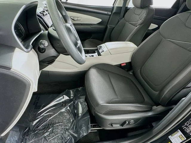 Certified Used 2022 Black Hyundai SEL image 9