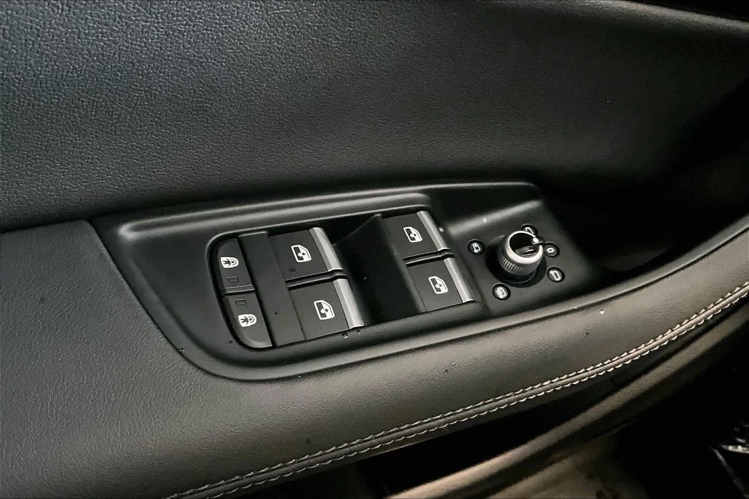 Used 2023 Mythos Black Metallic Audi Premium Plus image 37