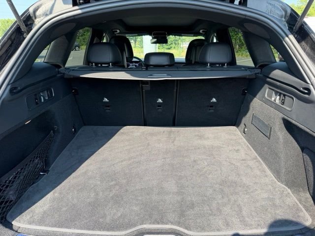Used 2026 Black Mercedes-Benz GLC 300 image 10