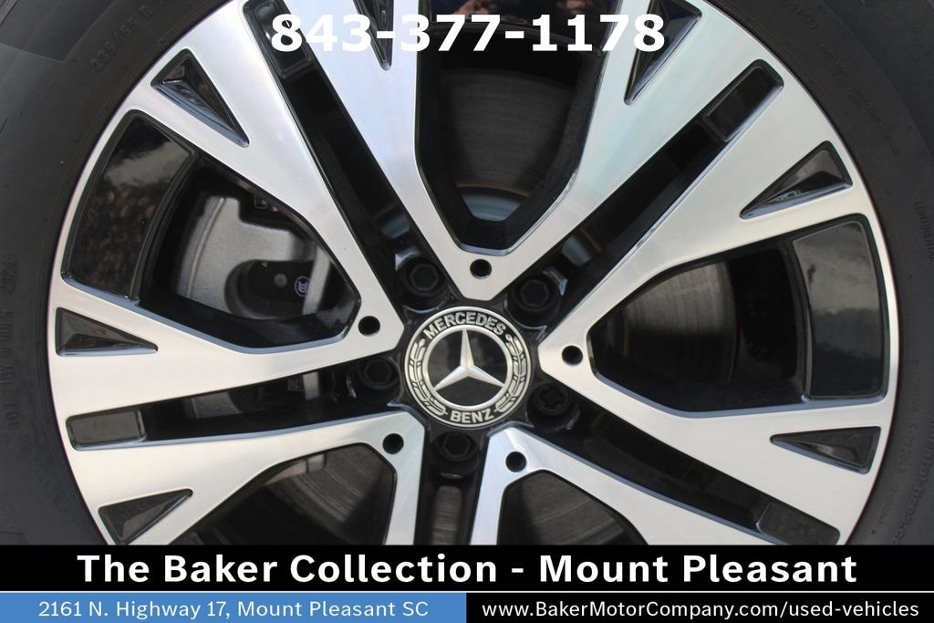 Certified Used 2025 Black Mercedes-Benz GLA 250 image 16