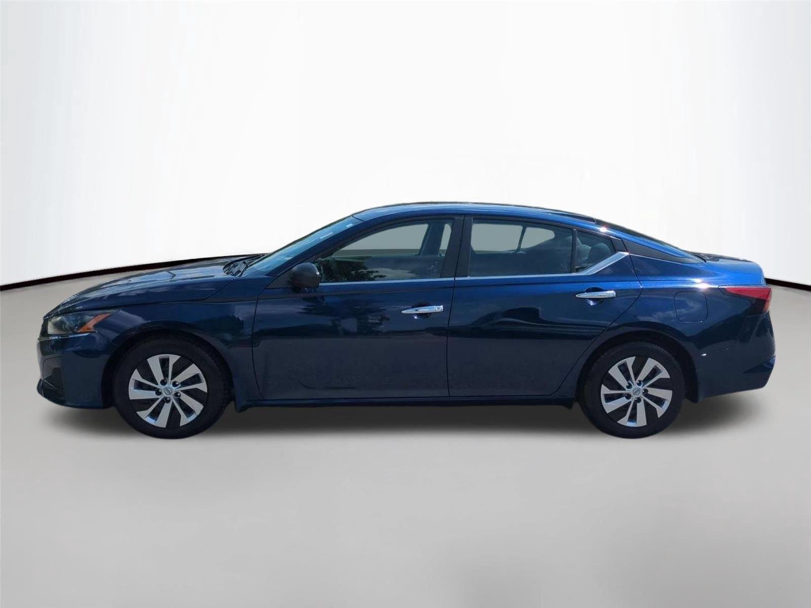 Used 2024 Deep Blue Pearl Nissan 2.5 S image 2