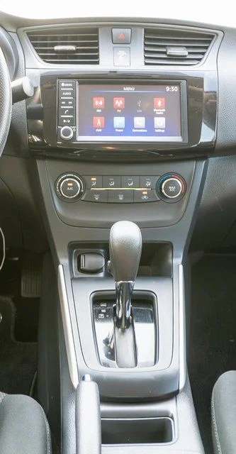 Used 2019 White Nissan S image 16