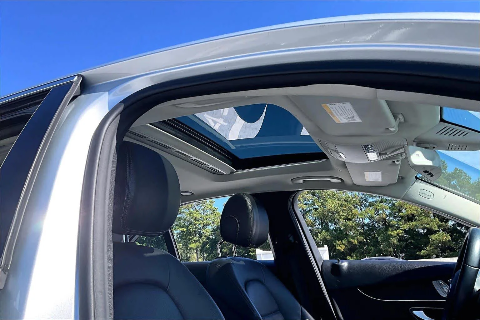 Used 2020 Iridium Silver Metallic Mercedes-Benz C 300 image 13