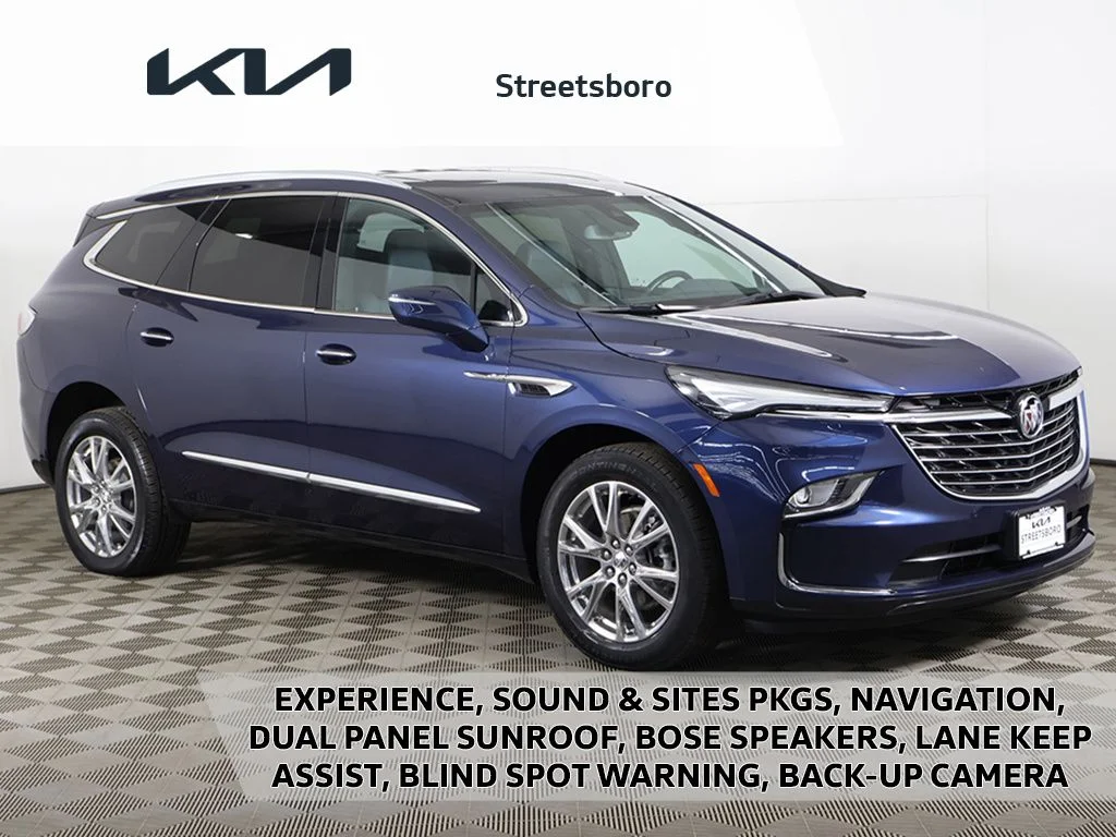 2023 Buick Enclave Essence AWD's photo