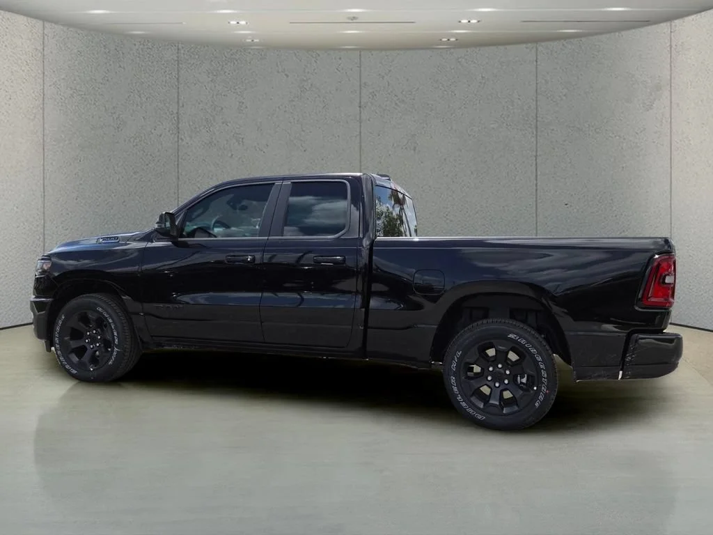 New 2026 Diamond Black Crystal Pearl-Coat Exterior Paint RAM Big Horn image 8