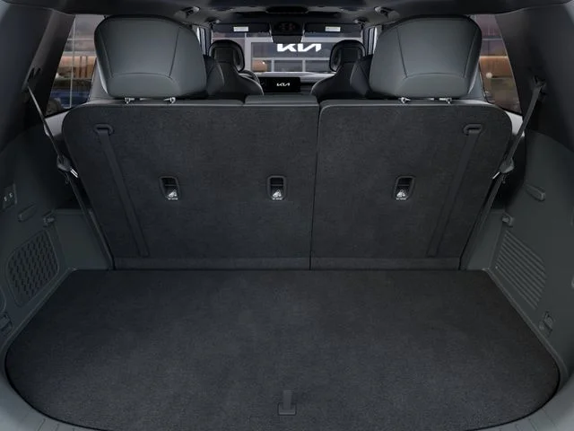 New 2027 Glacial White Pearl Kia X-Line SX image 19